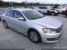 Volkswagen Passat S 2012 Silver 2.5L