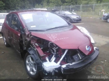 Nissan Leaf 2013 Red UU