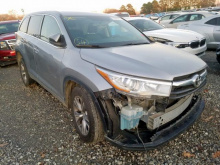 2015 TOYOTA HIGHLANDER LE