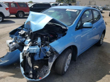 2015 NISSAN LEAF S