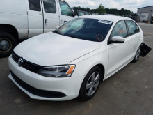 2012 VOLKSWAGEN JETTA SE