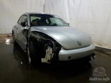 Volkswagen Beetle 2014 Silver 1.8L