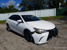 Toyota Camry Le 2015 White 2.5L 4