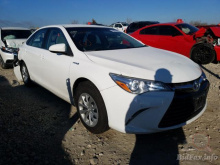 Toyota Camry Hybrid 2015 White 2.5L 4