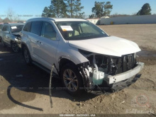 Toyota Highlander Xle 2015 White 3.5L