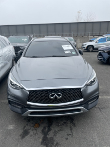 Infiniti Qx30 Premium 2017 Silver 2.0L
