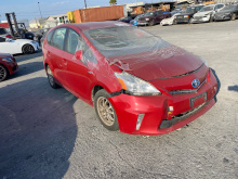 Toyota Prius V 2013 Red 1.8L