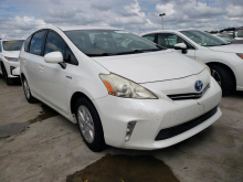 Toyota Prius V 2012 White 1.8L