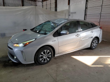 Toyota Prius 2019 Silver 1.8L