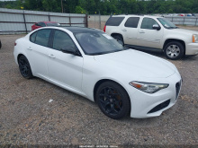 Alfa Romeo Giulia Rwd 2021 White 2.0L 