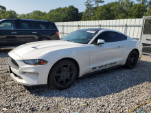 Ford Mustang 2019 White 2.3L