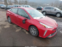 Toyota Prius Le Awd-E 2021 Red 1.8L