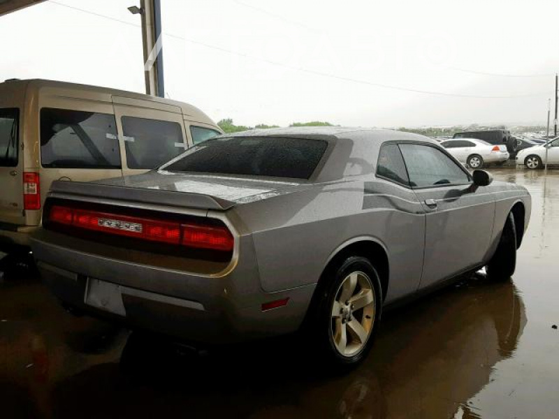 2014 DODGE CHALLENGER SXT