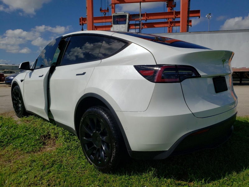 Tesla Model Y 2020