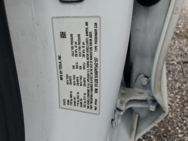 Tesla Model 3 2023