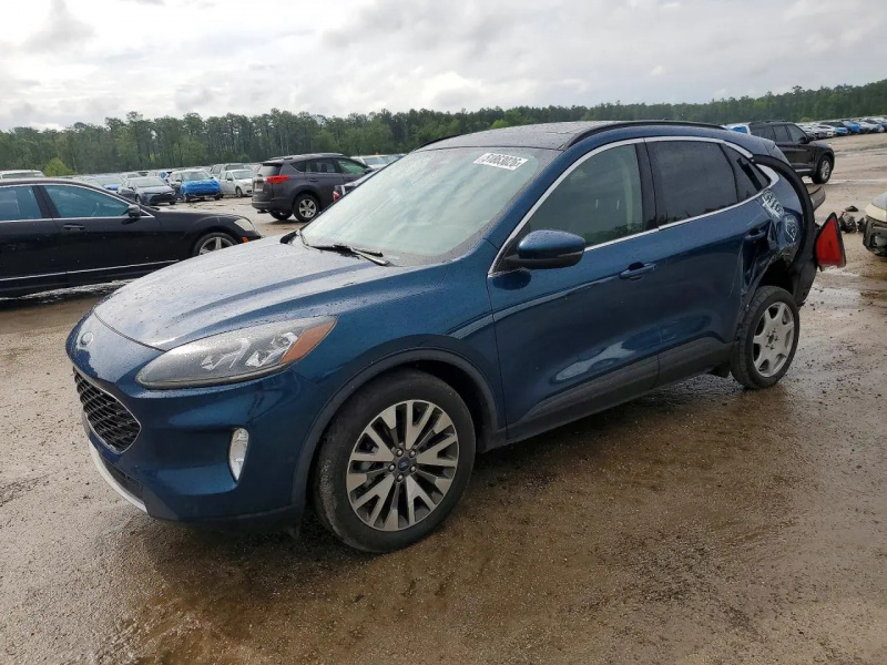 Ford Escape Titanium 2020 Blue 2.5L