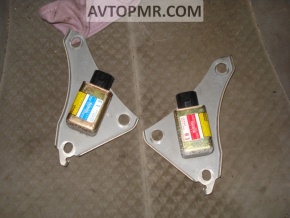 Rear left airbag sensor for a Lexus ES300 ES330