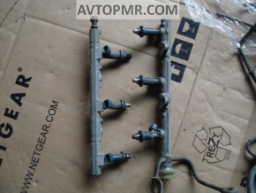 Right fuel rail for Lexus RX300 98-03