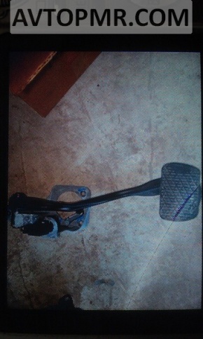 Mercedes W211 brake pedal