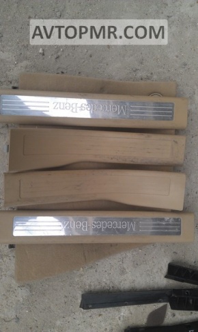Mercedes W164 ML inner front right door sill trim, beige