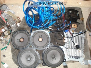 Nissan 350z front right door speaker