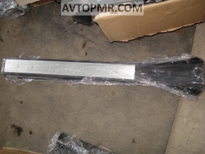 Nissan 350z front right door sill plate