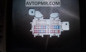 Nissan Murano z50 03-08 interior fuse box