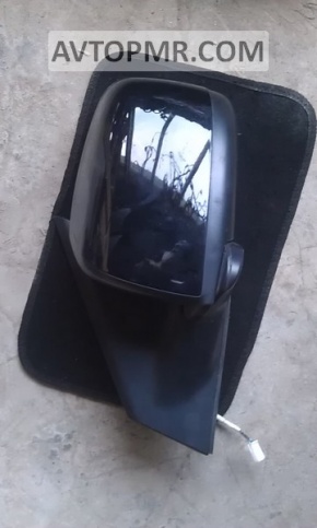 Left side mirror housing for a 2012 Nissan Rogue