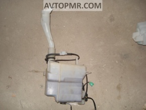 Subaru b9 Tribeca windshield washer reservoir with filler neck and lid