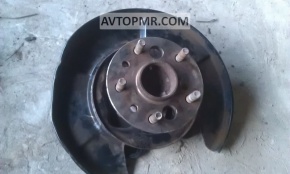 Rear left hub for Toyota Camry v30 2.4