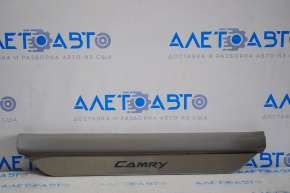 Front left door sill trim for Toyota Camry v40