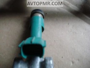 Toyota Solara 2.4 04-08 fuel injector