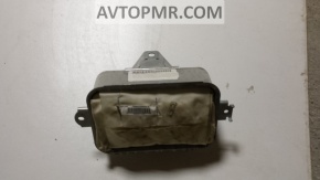 Passenger airbag in the dashboard of a Nissan Sentra 2007-2012