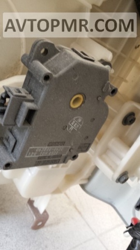 Actuator motor for heater air conditioner, right Lexus RX300 RX330 RX350 RX400h 04-09