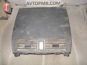 Mazda3 03-09 central air duct