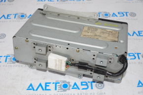 Lexus ES300 6-Disc CD Changer Drive