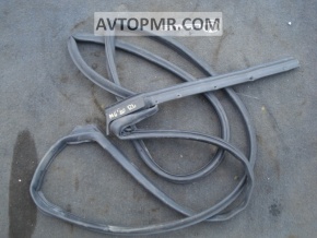 Rear left door seal for Mazda6 09-13