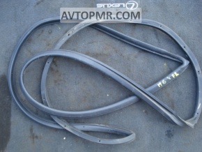 Front left door seal Mazda6 03-08