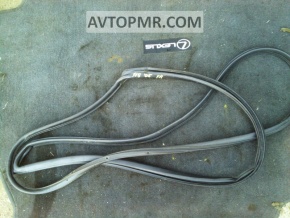 Front right door seal Mazda6 03-08