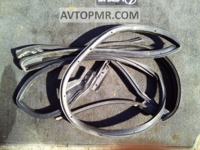 Subaru Outback 10-14 rear left door seal
