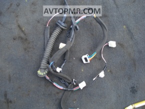 Suzuki Kizashi 10-15 rear right door wiring