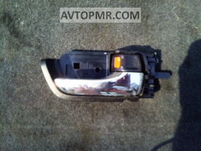 Toyota Prius 2009, front right inner door handle