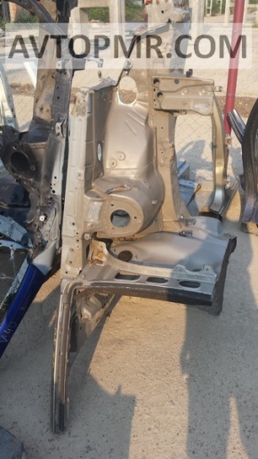 Lexus RX300 98-03 front left quarter panel after repair, gold