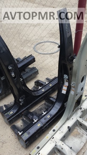 Subaru b10 Tribeca center left pillar