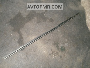 Door-glass molding, central front right, Toyota Sienna 2010