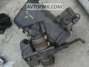Lexus RX300 RX330 04-06 Air Filter Housing