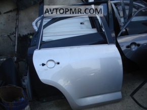 The bare rear right door of a Toyota Rav4 06-12 long