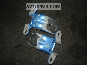 Upper front right door hinge for Nissan Leaf 11-12