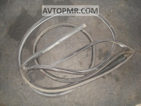 Rear left door seal for Nissan Murano z50 03-07