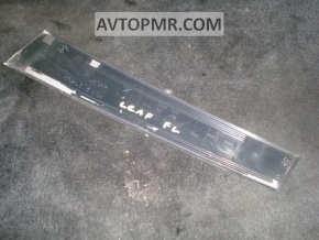 Nissan Leaf 11-12 front left side door trim
